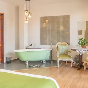 4* Couette-café Boutique In Casona 1914