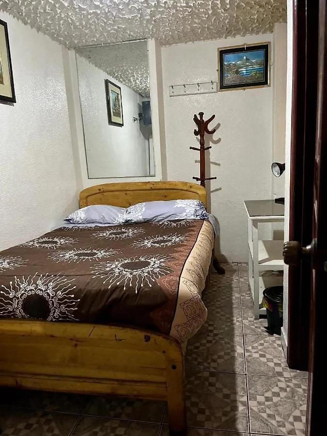 Hostal Carlos Luis Quito Hostel