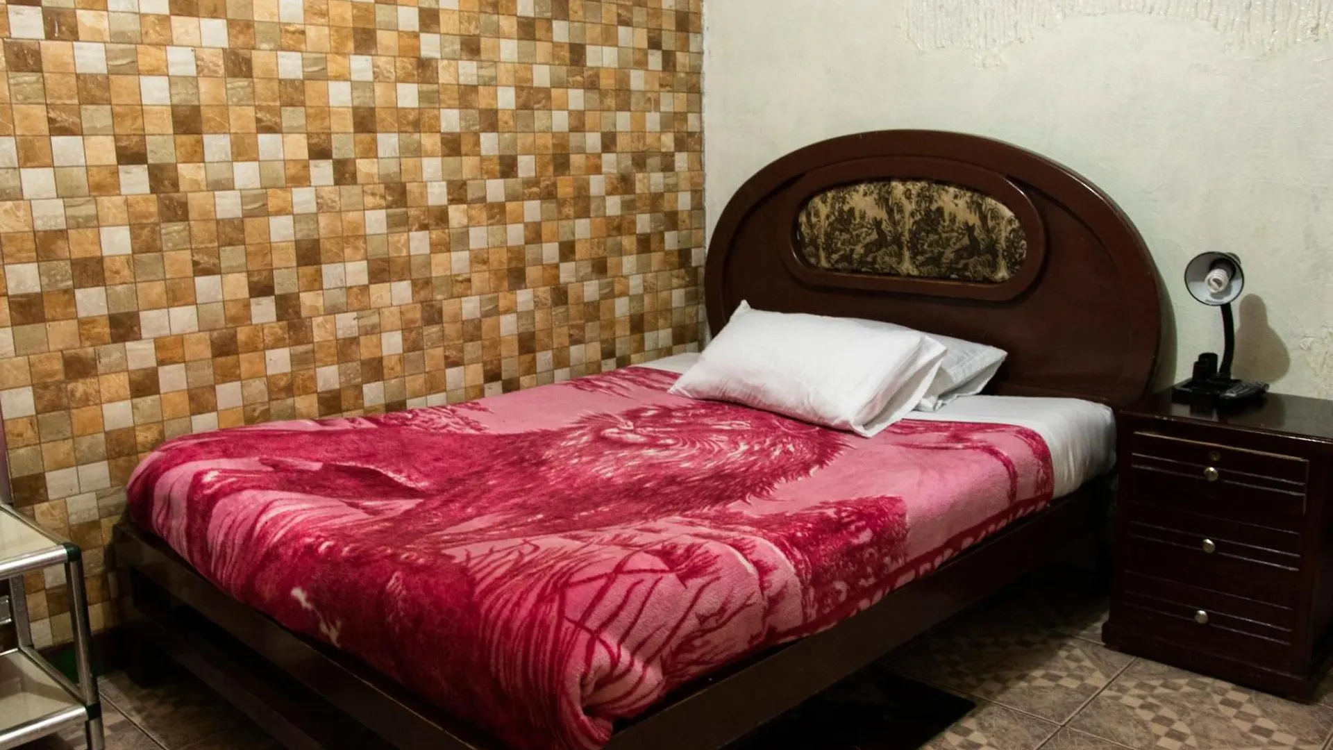 Hostal Carlos Luis Quito 0*,  Ecuador